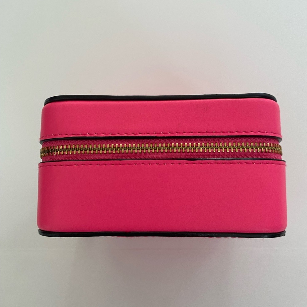 Target • Small Travel Accessory Organizer - Picture 10 of 11